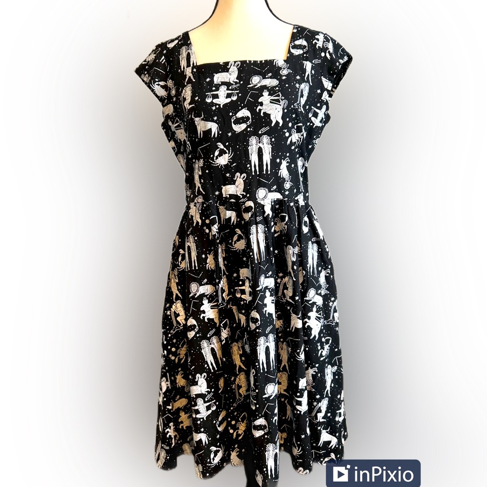 NWT Mata Traders Rupi Square Zodiac 50's Inspired A-Line Women's Dress Sz M